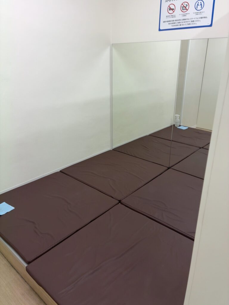 チョコザップのストレッチスペースの画像